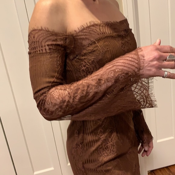 NWOT Lacey Dress - Picture 6 of 9